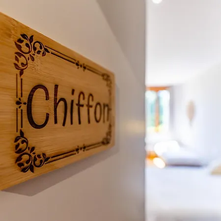 O Domaine Du Roussillon B&B