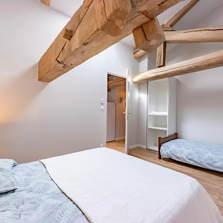 O Domaine Du Roussillon B&B