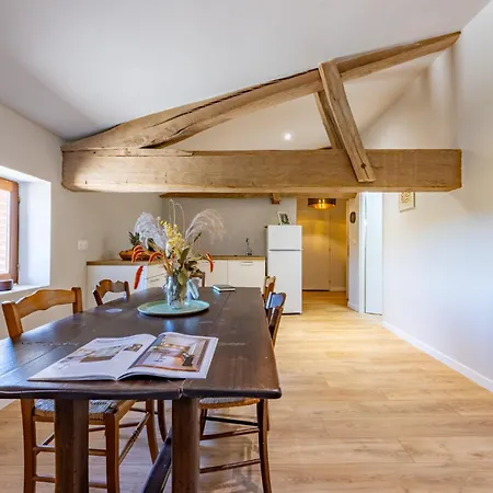 O Domaine Du Roussillon 3* Saint-Nauphary