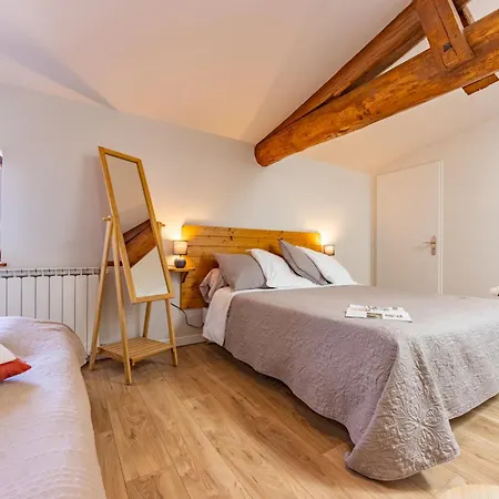 O Domaine Du Roussillon 3*