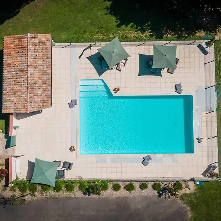 O Domaine Du Roussillon 3* Saint-Nauphary