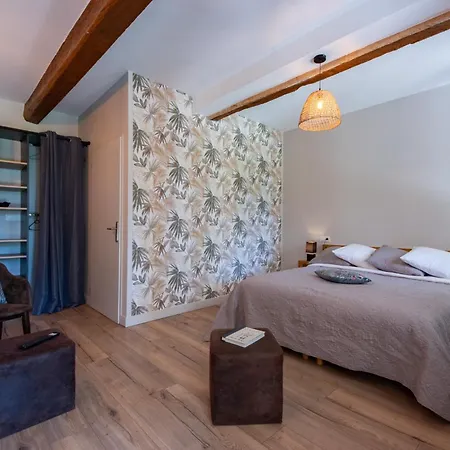 O Domaine Du Roussillon Отель типа 