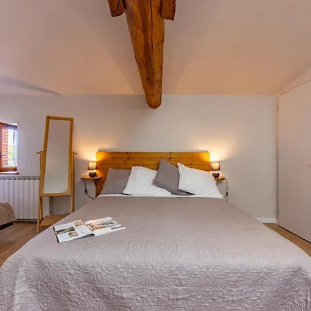 Frühstückspension O Domaine Du Roussillon 3*